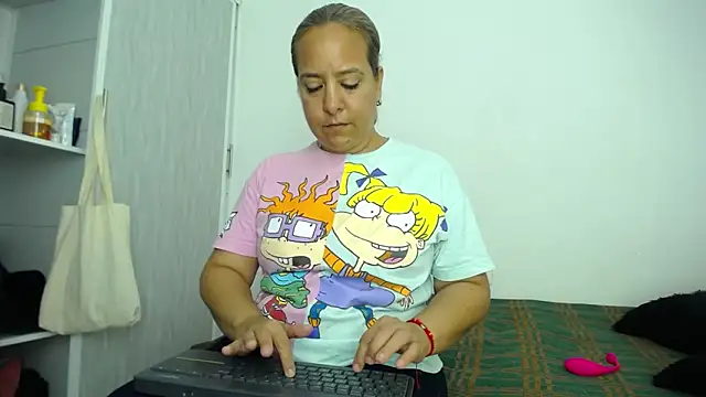 Iivana 19 online show from 02-08-26, 06:55