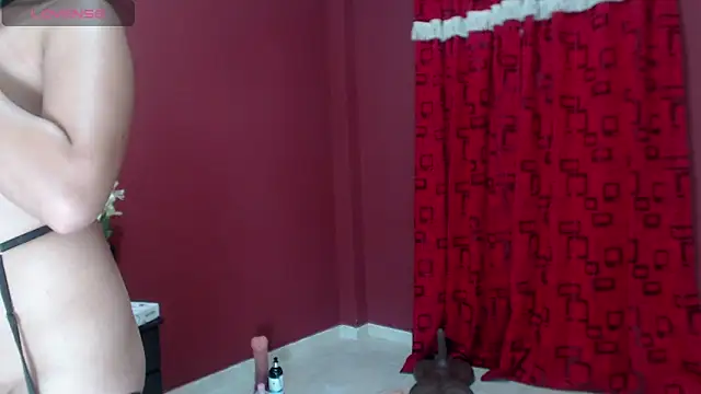 Snapshot of KarinaSimonz chatting on 01-08-25, 07:45 KarinaSimonz online show from 01-08-25, 07:45