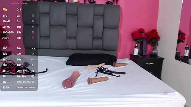 Snapshot of KarinaSimonz chatting on 02-06-25, 07:29 KarinaSimonz online show from 02-06-25, 07:29