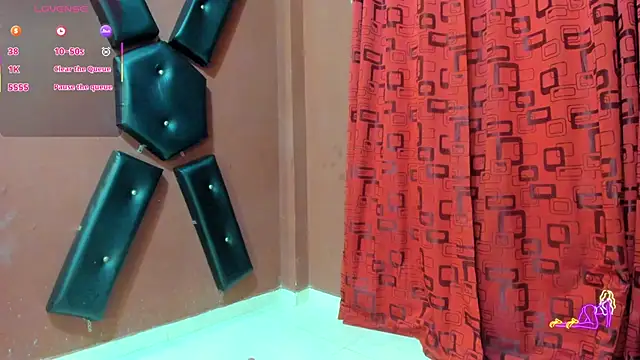 KarinaSimonz online show from 04-09-26, 06:19