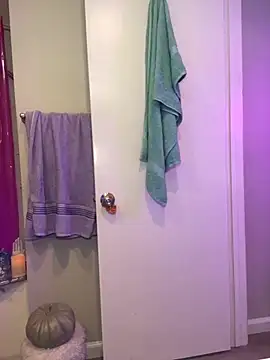 GoldieBakeman online show from 09-22-25, 04:31