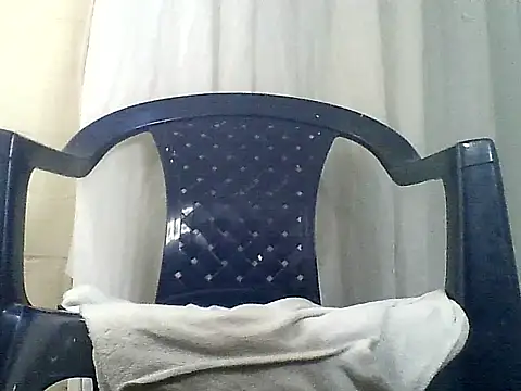 Snapshot of straichathot_08 chatting on 03-17-25, 12:52 straichathot 08 online show from 03-17-25, 12:52