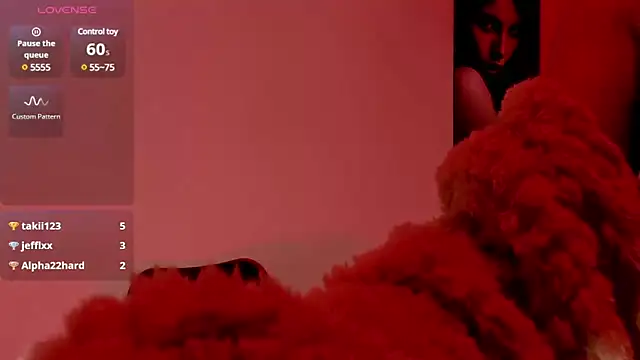 Snapshot of _Chartlotte chatting on 02-13-25, 04:43 Chartlotte online show from 02-13-25, 04:43