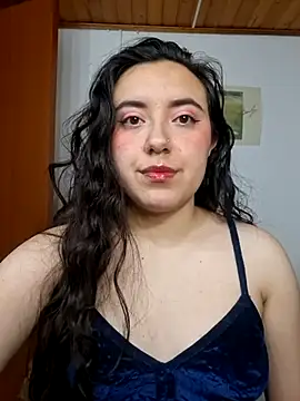 Emi chik online show from 02-25-26, 12:15