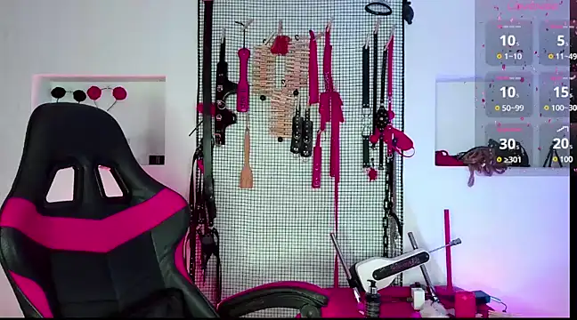 Snapshot of Megaan_Greey chatting on 02-09-25, 10:43 Megaan Greey online show from 02-09-25, 10:43