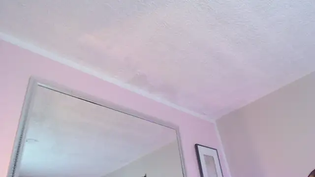 Snapshot of Ivyy_Crystal chatting on 09-23-25, 09:18 Ivyy Crystal online show from 09-23-25, 09:18