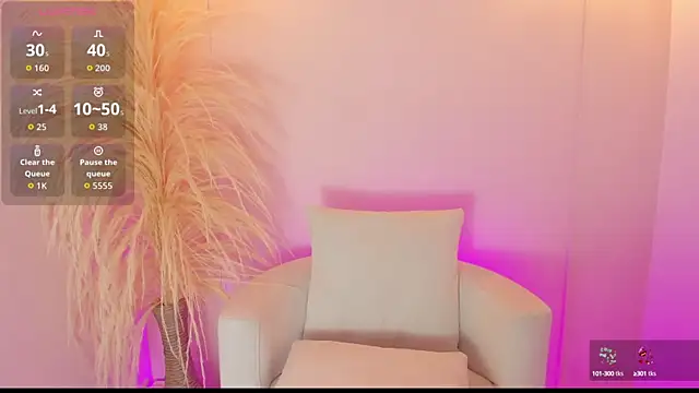 Snapshot of thaliafox_ chatting on 09-23-25, 12:24 thaliafox online show from 09-23-25, 12:24