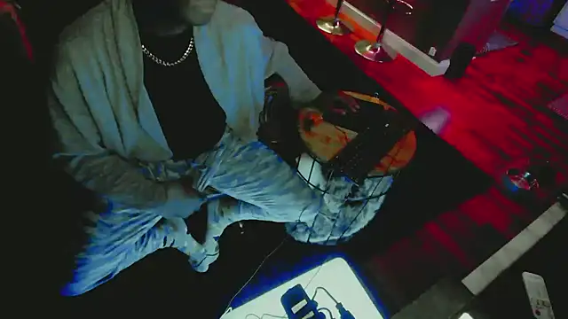 Pressure69mee online show from 02-01-25, 03:30