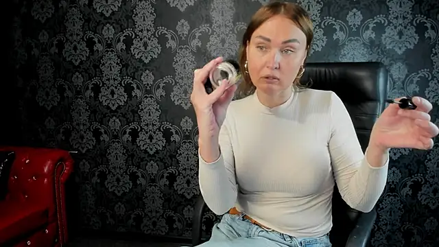 EmmaSparky online show from 04-19-26, 10:14