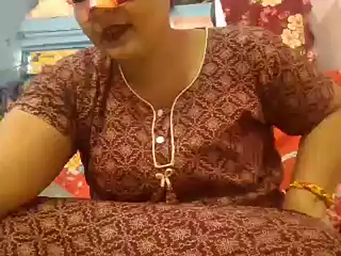 Snapshot of naina-80 chatting on 12-26-24, 03:06 naina-80 online show from 12-26-24, 03:06