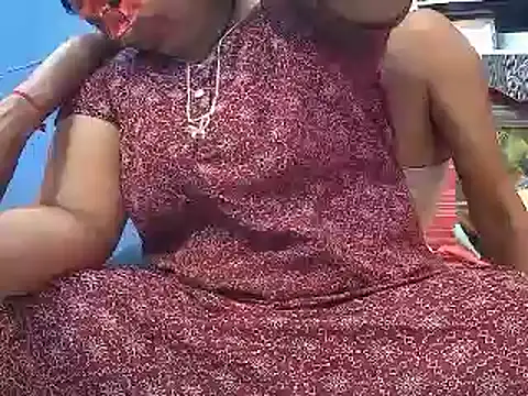 Snapshot of naina-80 chatting on 03-06-25, 04:38 naina-80 online show from 03-06-25, 04:38