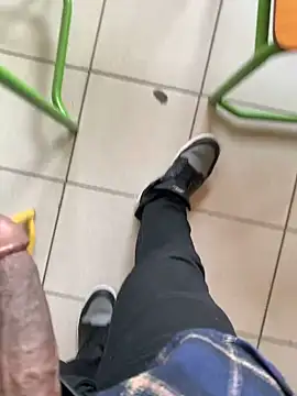 Black mamba madingo online show from 12-20-24, 12:05