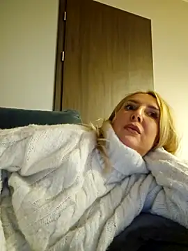 MariaRichi  online show from 01-11-26, 08:14