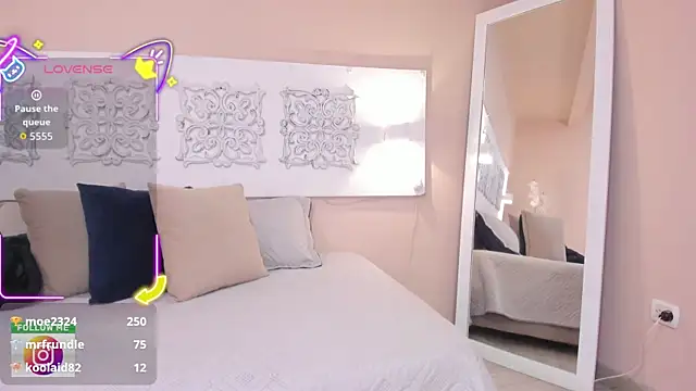 adelaa 11 online show from 12-13-25, 07:53