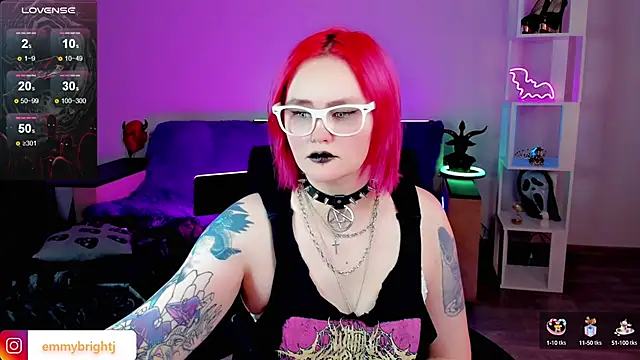 Snapshot of Emmybrightj_ chatting on 01-13-25, 08:37 Emmybrightj online show from 01-13-25, 08:37