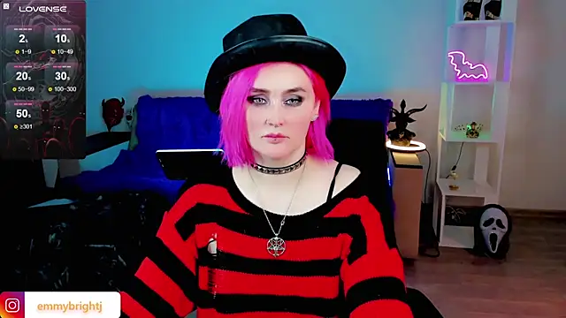 Snapshot of Emmybrightj_ chatting on 01-28-25, 05:43 Emmybrightj online show from 01-28-25, 05:43