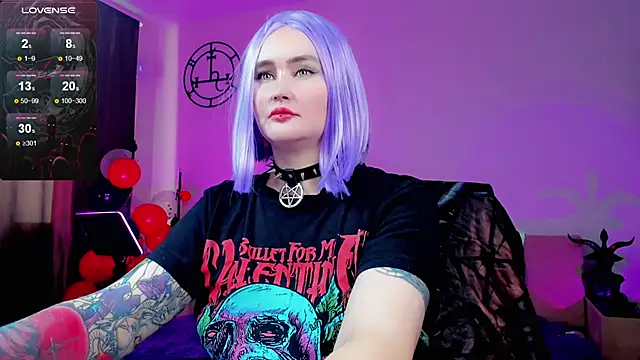 Snapshot of Emmybrightj_ chatting on 02-21-25, 05:02 Emmybrightj online show from 02-21-25, 05:02