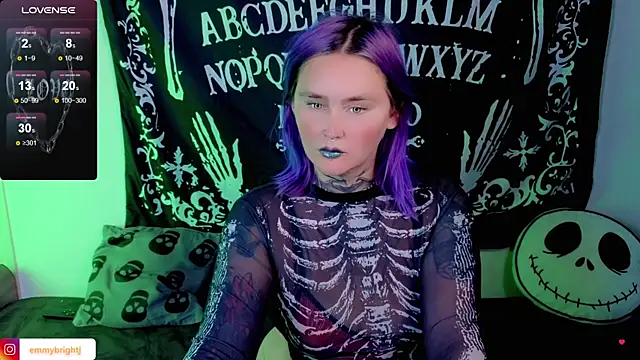 Snapshot of Emmybrightj_ chatting on 09-21-25, 11:34 Emmybrightj online show from 09-21-25, 11:34