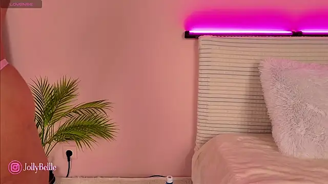 Snapshot of jolly_bellle chatting on 12-20-24, 01:58 jolly bellle online show from 12-20-24, 01:58