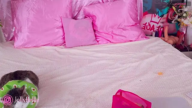 jolly bellle online show from 04-26-26, 03:04