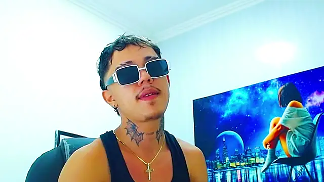 Snapshot of HannibalLester chatting on 03-19-25, 12:48 HannibalLester online show from 03-19-25, 12:48