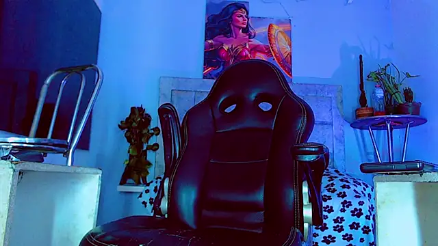 Snapshot of HannibalLester chatting on 10-13-25, 09:31 HannibalLester online show from 10-13-25, 09:31