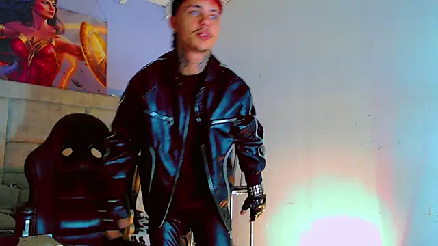 Snapshot of HannibalLester chatting on 10-20-25, 05:08 HannibalLester online show from 10-20-25, 05:08