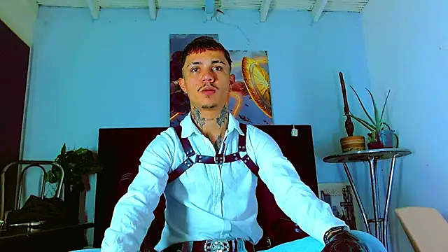 HannibalLester online show from 02-07-26, 05:44