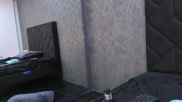 NicoleJonss online show from 03-15-25, 09:19