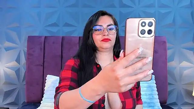 NicoleJonss online show from 11-12-25, 03:18