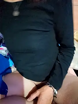 Snapshot of Rachhelle__ chatting on 12-10-24, 11:51 Rachhelle online show from 12-10-24, 11:51