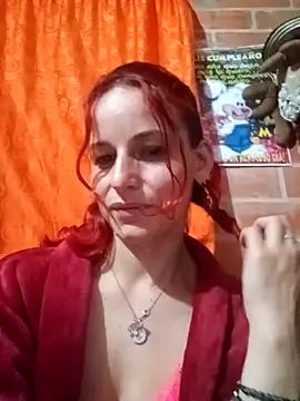 Snapshot of Rachhelle__ chatting on 03-04-25, 01:01 Rachhelle online show from 03-04-25, 01:01