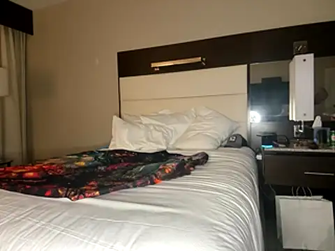 Snapshot of mackshaft4711 chatting on 11-06-25, 05:52 mackshaft4711 online show from 11-06-25, 05:52