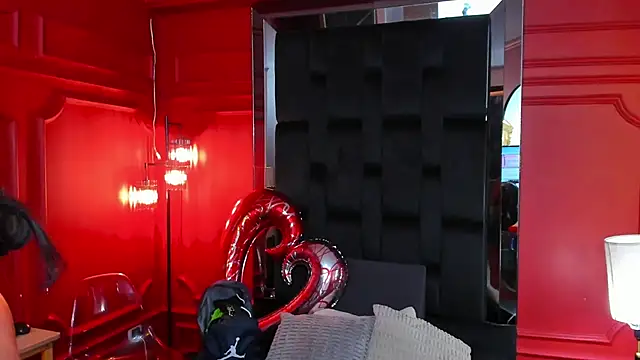 Snapshot of nathalie_rossel chatting on 02-16-25, 12:19 nathalie rossel online show from 02-16-25, 12:19