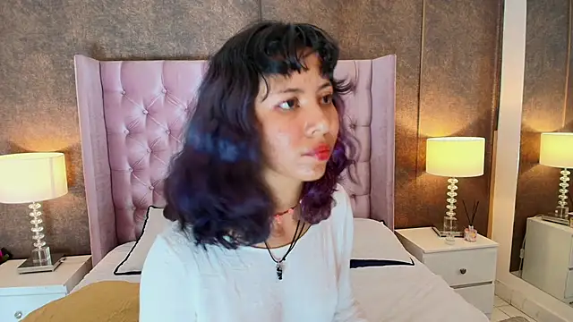 Snapshot of Akane_Uwu chatting on 02-13-25, 06:16 Akane Uwu online show from 02-13-25, 06:16