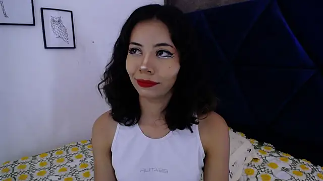 Snapshot of Akane_Uwu chatting on 10-08-25, 04:04 Akane Uwu online show from 10-08-25, 04:04