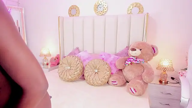 evangelin ts online show from 10-15-25, 01:33