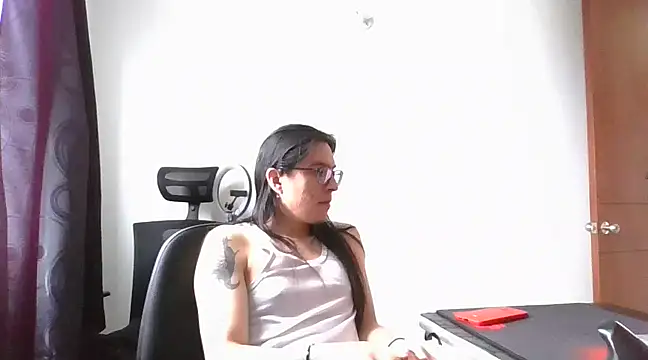 Snapshot of Pitton031 chatting on 02-06-25, 03:20 Pitton031 online show from 02-06-25, 03:20