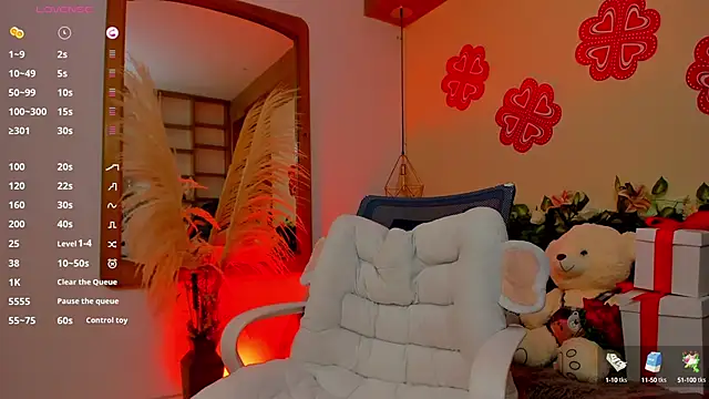 Hannah williams1 online show from 02-14-25, 09:21