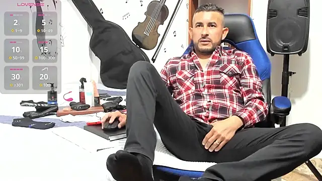 Yeol King online show from 01-24-25, 06:25