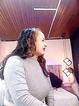 Snapshot of Naiara_Sex_ chatting on 12-14-24, 02:53 Naiara Sex online show from 12-14-24, 02:53