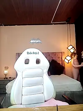 Snapshot of Naiara_Sex_ chatting on 12-15-24, 02:16 Naiara Sex online show from 12-15-24, 02:16