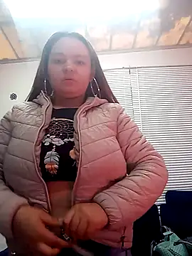 Snapshot of Naiara_Sex_ chatting on 03-10-25, 06:45 Naiara Sex online show from 03-10-25, 06:45