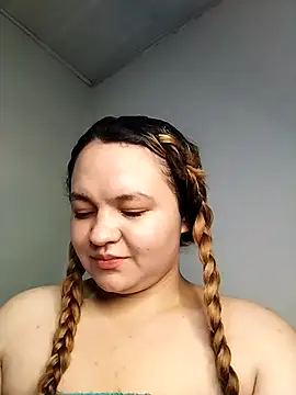 Snapshot of Naiara_Sex_ chatting on 11-08-25, 12:11 Naiara Sex online show from 11-08-25, 12:11