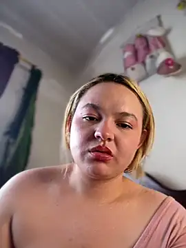 Snapshot of Naiara_Sex_ chatting on 06-03-26, 09:53 Naiara Sex online show from 06-03-26, 09:53
