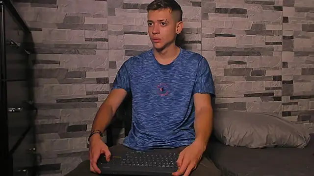 Dimitri higth420 online show from 01-12-26, 02:33