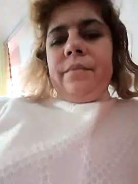 AnnyLwe online show from 11-30-25, 10:52