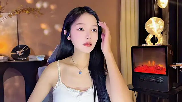 xiaodaibabyy online show from 12-09-24, 02:39