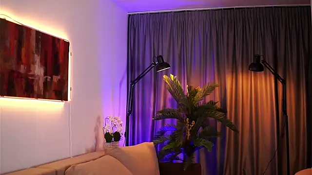 GinaValentinna online show from 01-09-25, 10:41