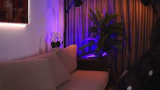 GinaValentinna online show from 03-16-25, 07:49